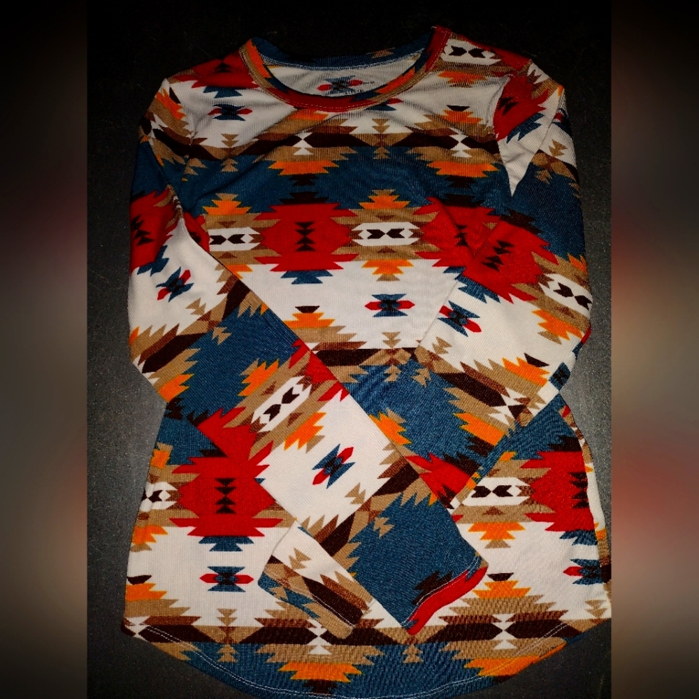 Long sleeve shirt